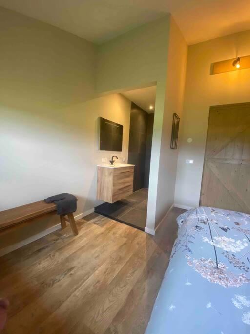 Ut-Huuske Villa Westerbeek ภายนอก รูปภาพ